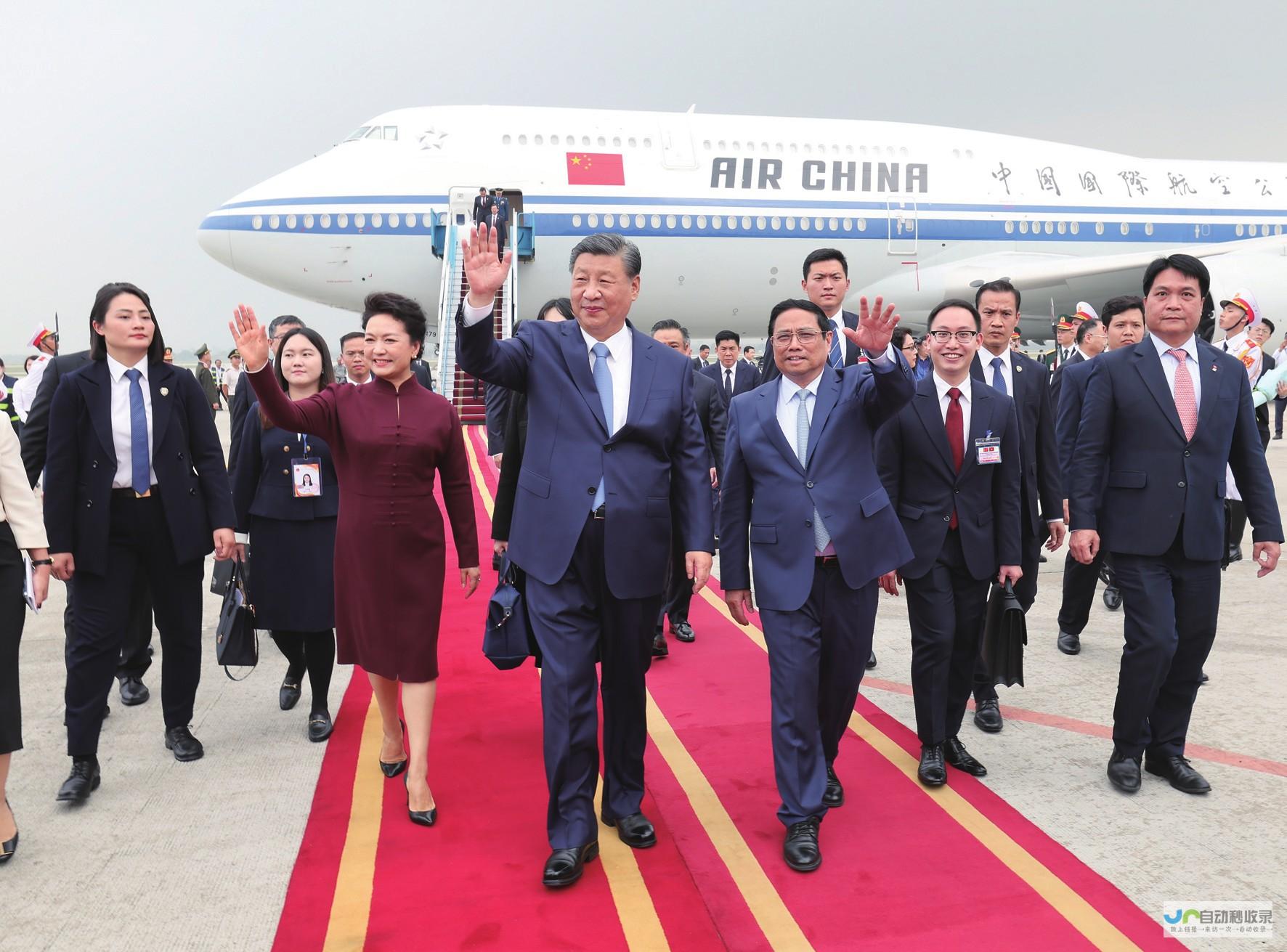 习近平抵达里约热内卢出席二十国集团领导人第十九次峰会并对巴西进行国事访问