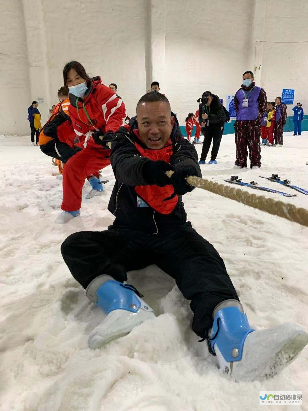 他们是冰雪运动的安全守护者